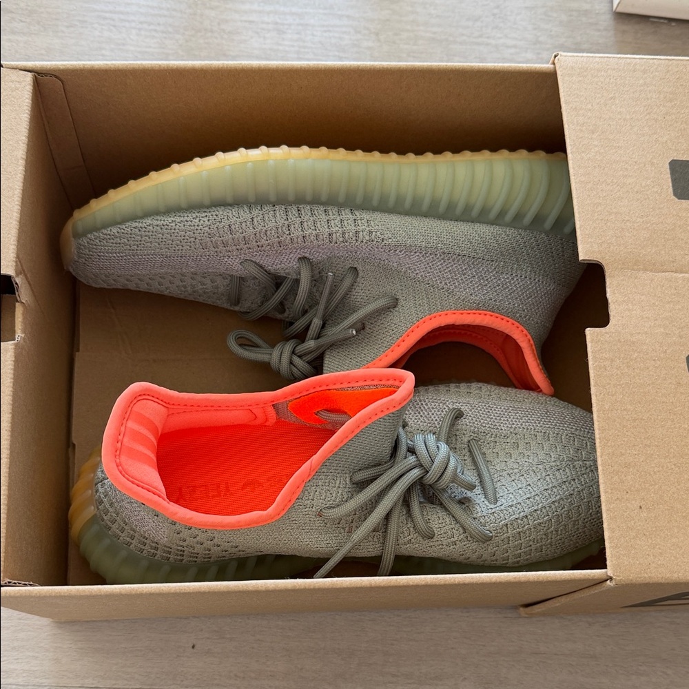 Like new Yeezy desert sage sneakers. M7 / W8.5